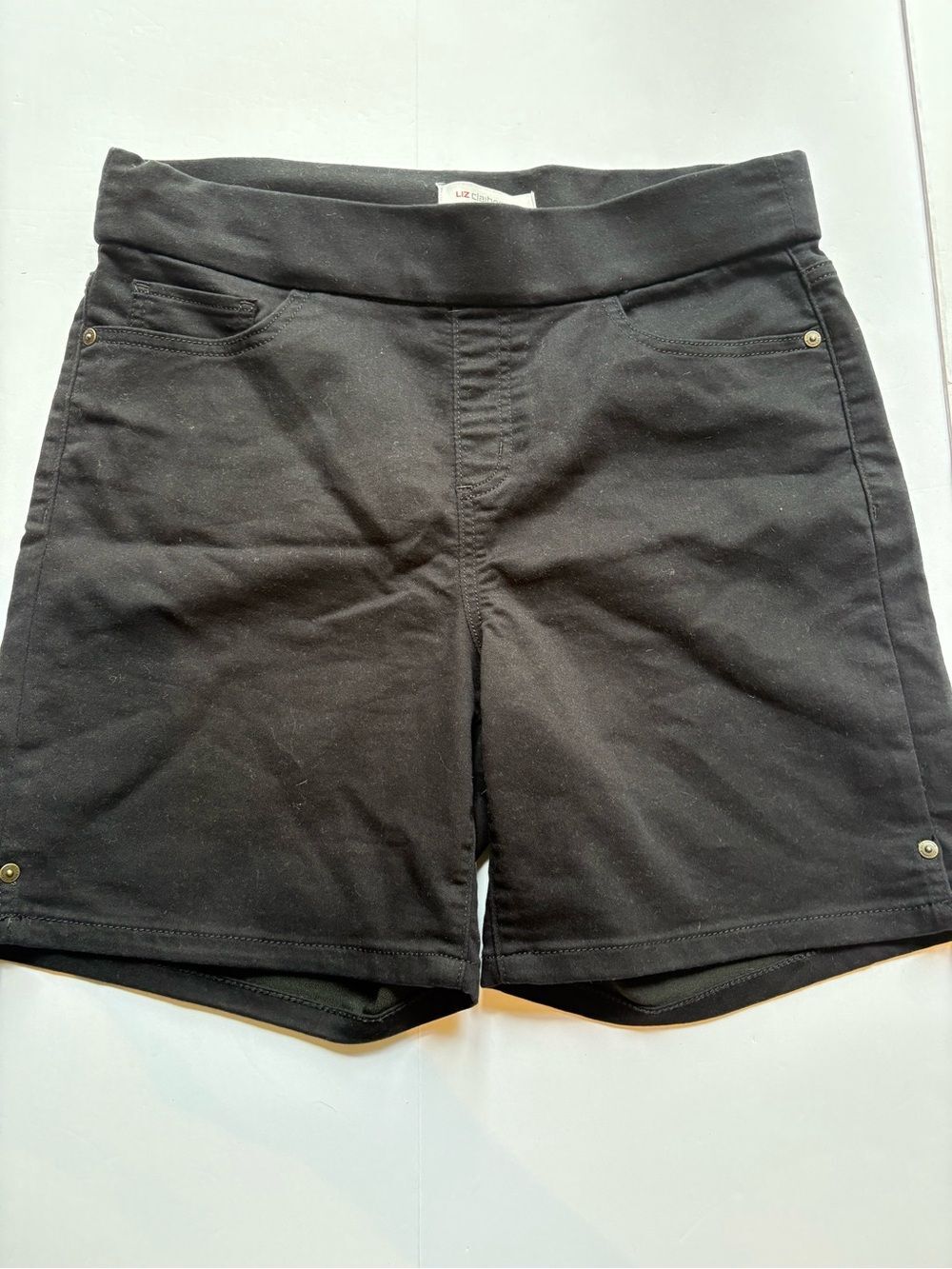 Liz Claiborne Black Women’s Shorts Elastic Waist Size 10